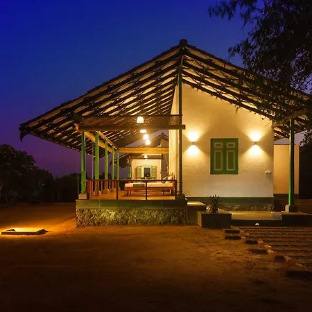 Nil Sisila Beach Resort Yala Extérieur photo